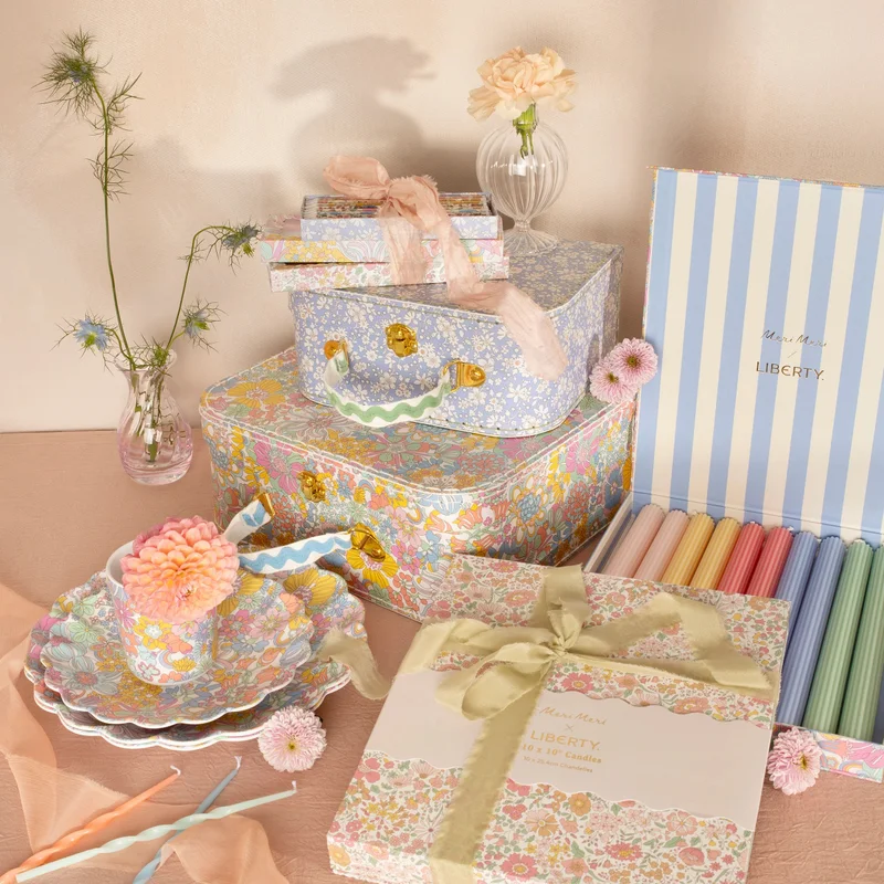 ميري ميري Meri Meri x Liberty Rainbow Garden Candle Gift Box