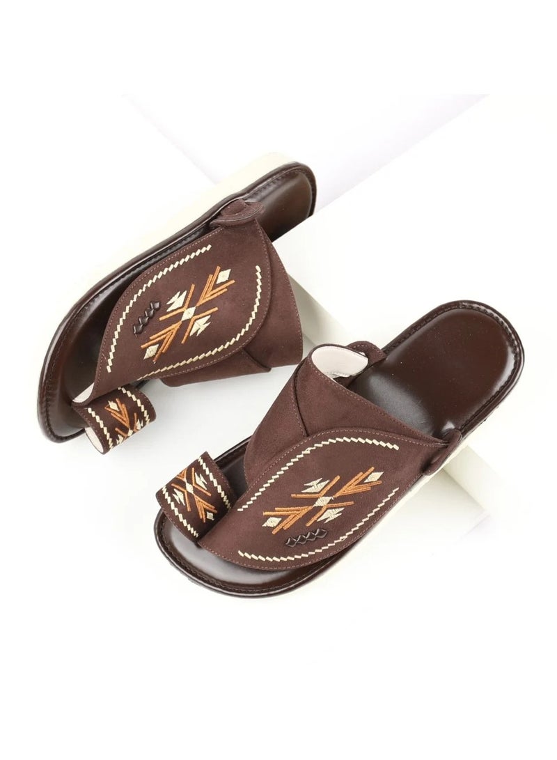 شخصية رجل  نعال شرقي مطرز - Image 1