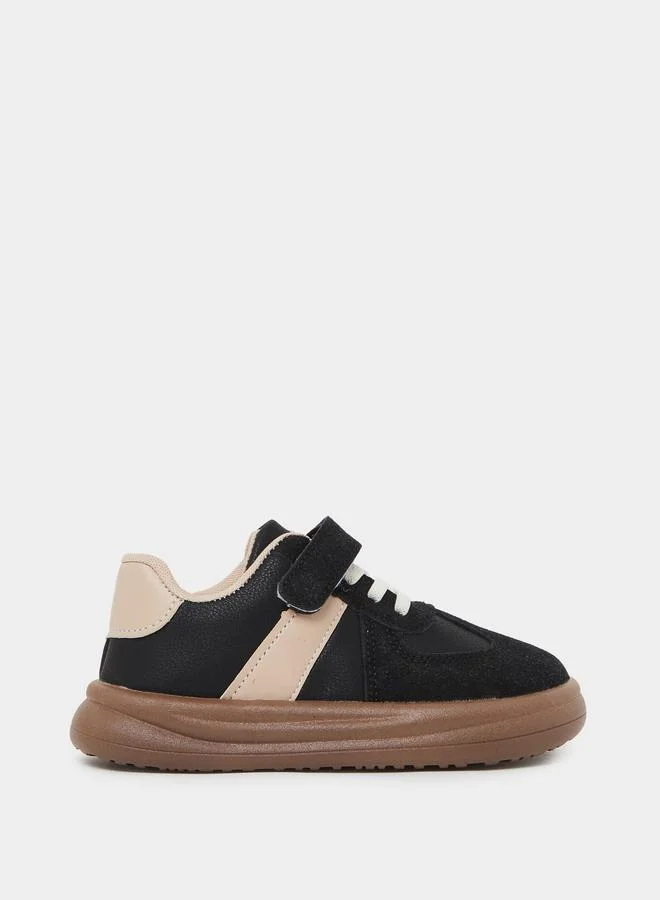 Styli Boys Lifestyle Velcro Sneakers