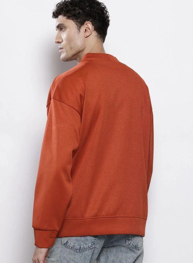 ذا انديان كراج كو Men Oversized Fit Self Design V-Neck Full Sleeves Sweatshirt