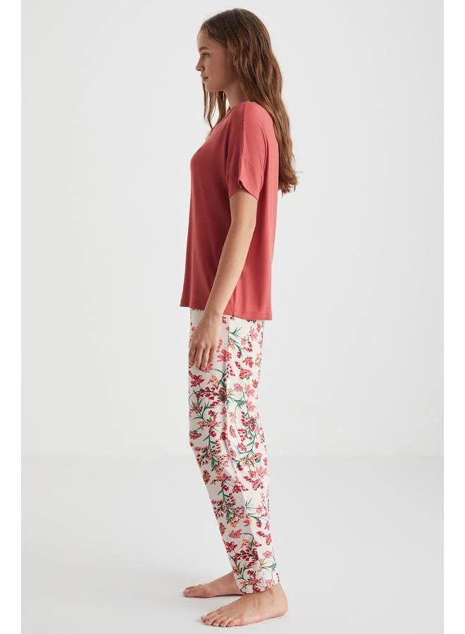 Penye Mood  Soft-textured capri set for Women | Best Price UAE