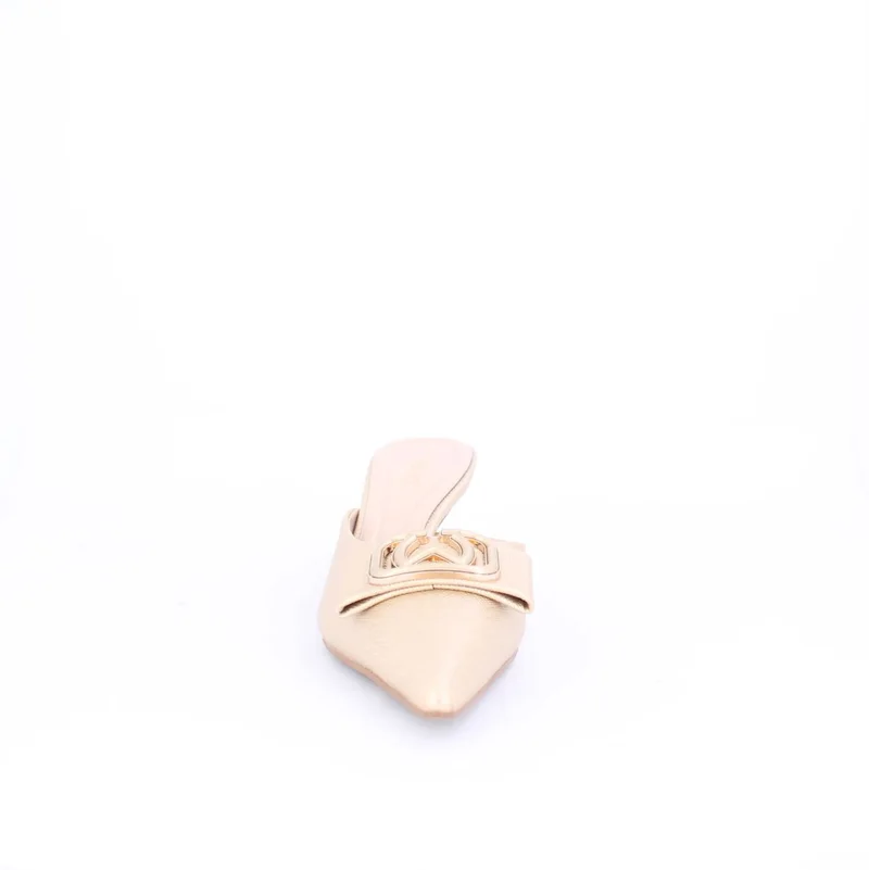 ميلانو مندي