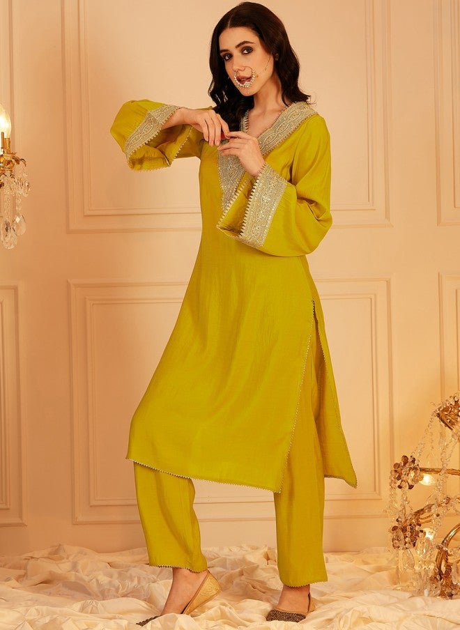 Indo Street طقم كورتا وبنطلون بتصميم يوك بزخارف عرقية للنساء - Image 4