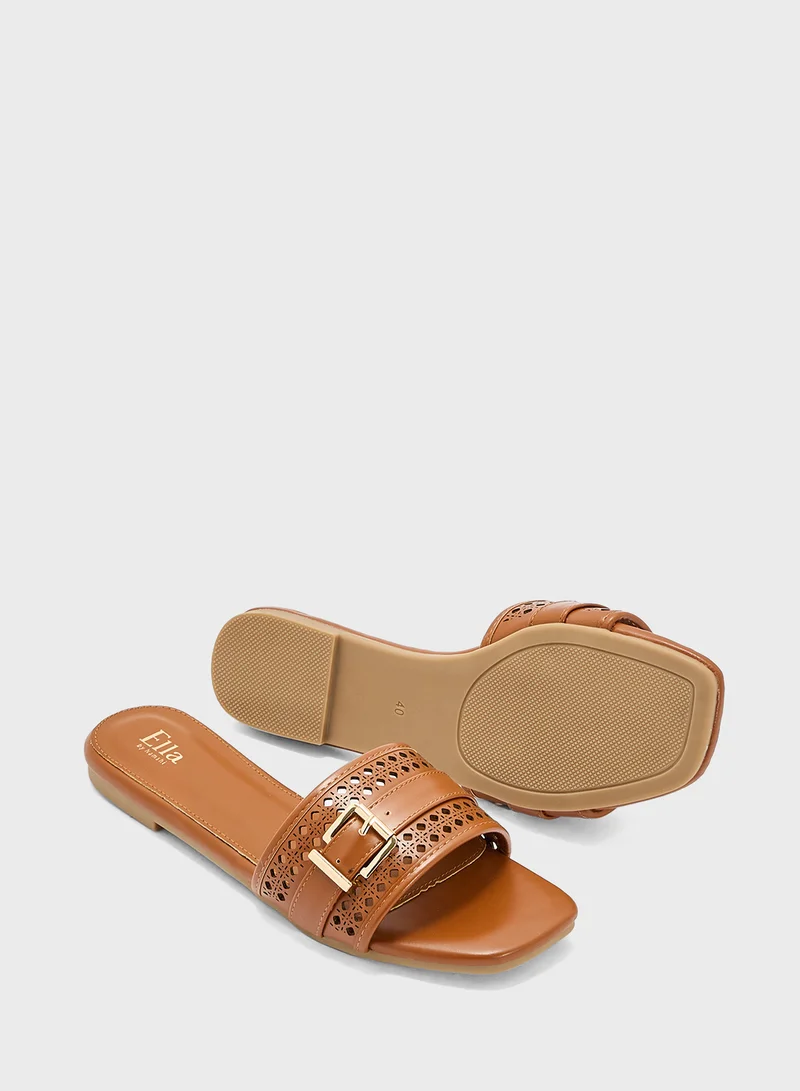 ELLA Flat Sandal With Buckle