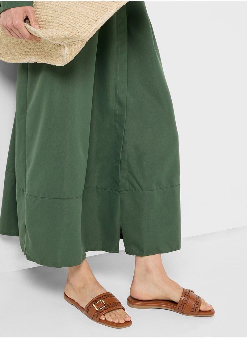 Flat Sandal With Buckle