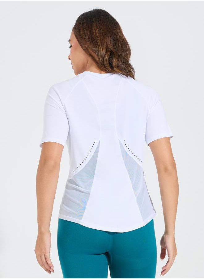 Styli Laser Cut & Stitch Detail Curved Hem Short Sleeve Top  - Image 4