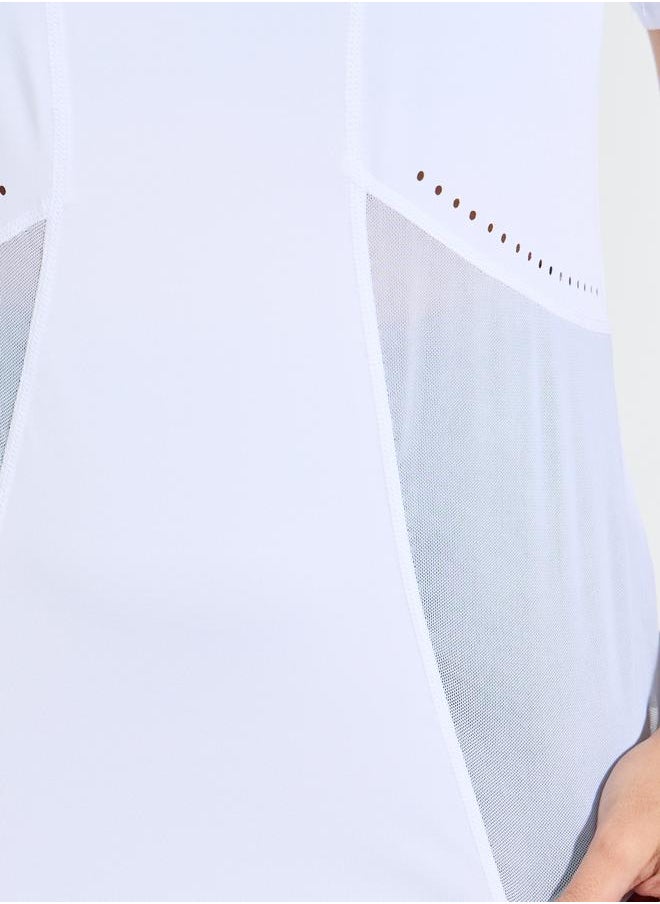 Styli Laser Cut & Stitch Detail Curved Hem Short Sleeve Top  - Image 3
