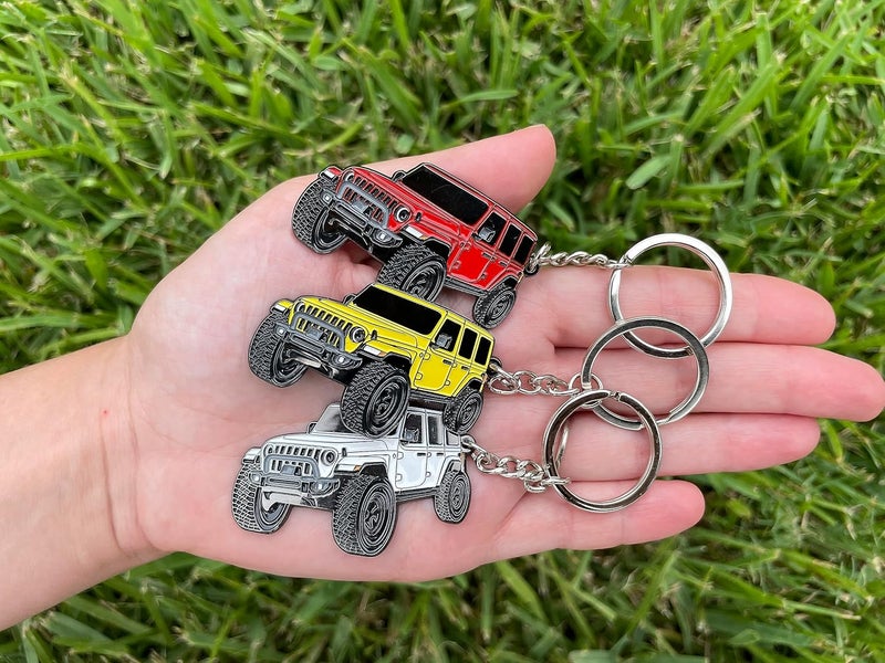FOUR WHEEL BEAST Jeep Wrangler Keychain - Green - Image 3