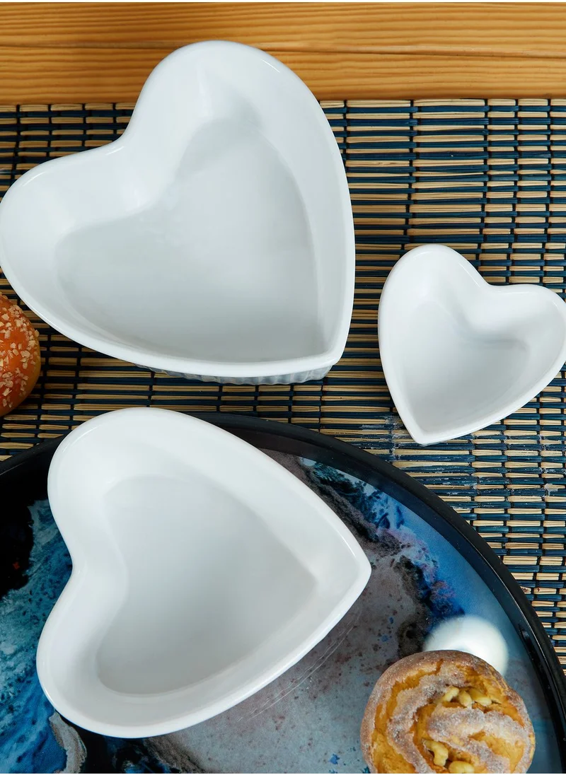 Premier Amour Set Of 3 Heart Shape Dishes