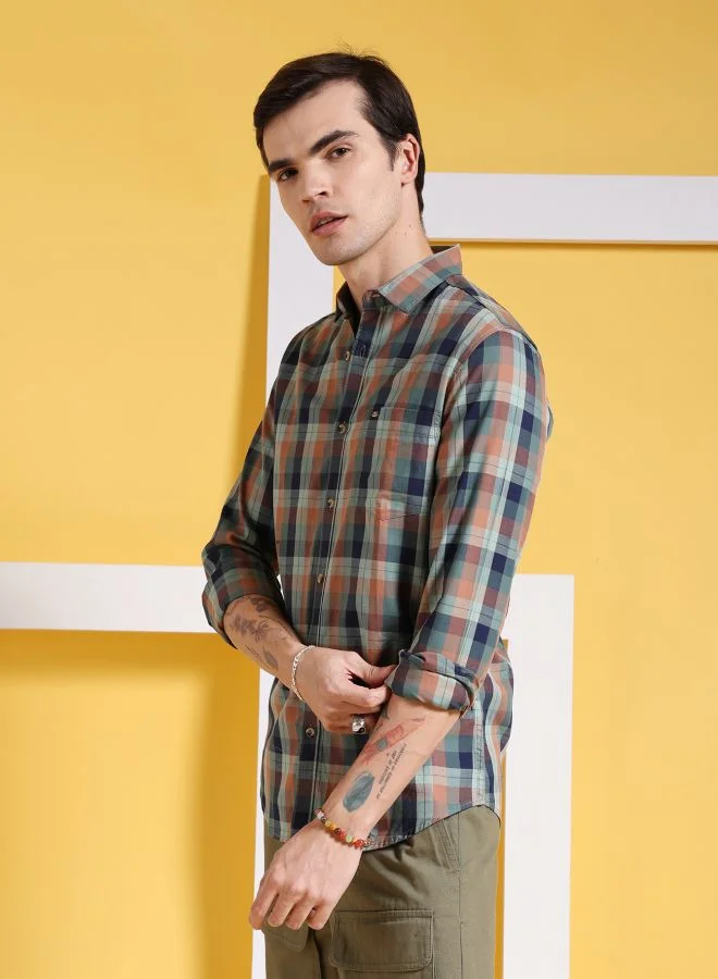 The Indian Garage Co Men Slim Fit Checkered Full Sleeves Cutaway Collar Casual Shirt