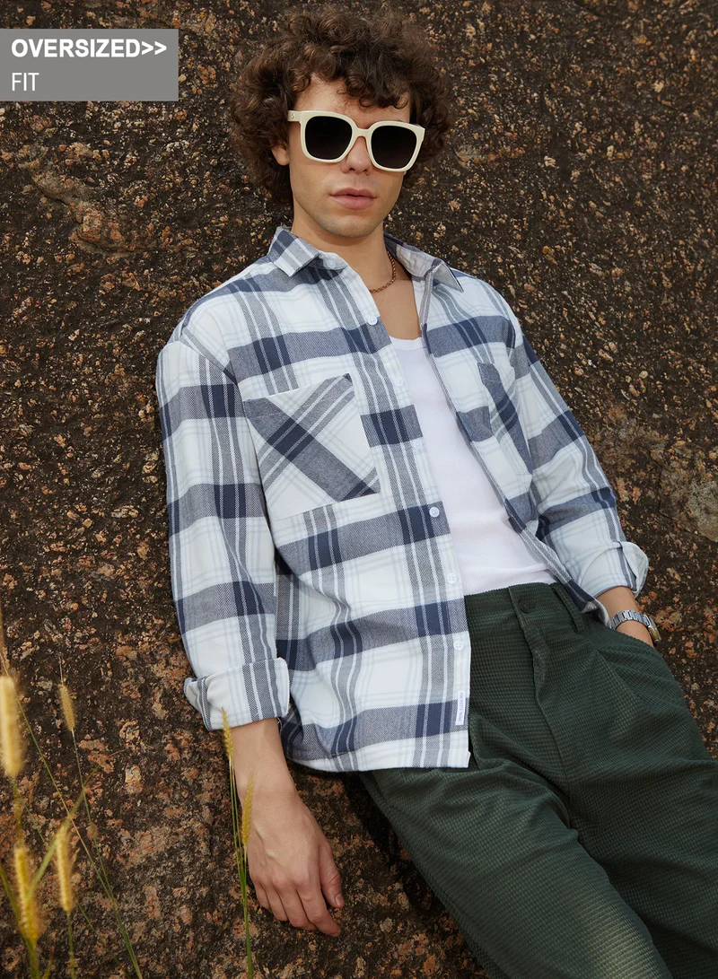 Campus Sutra Campus Sutra Men's Midnight Black Buffalo Utility Shacket For Casual Wear | Spread Collar | Long Cuffed Sleeves | Button Closure | Overshirt/Shacket Crafted With Comfort Fit For Everyday Wear