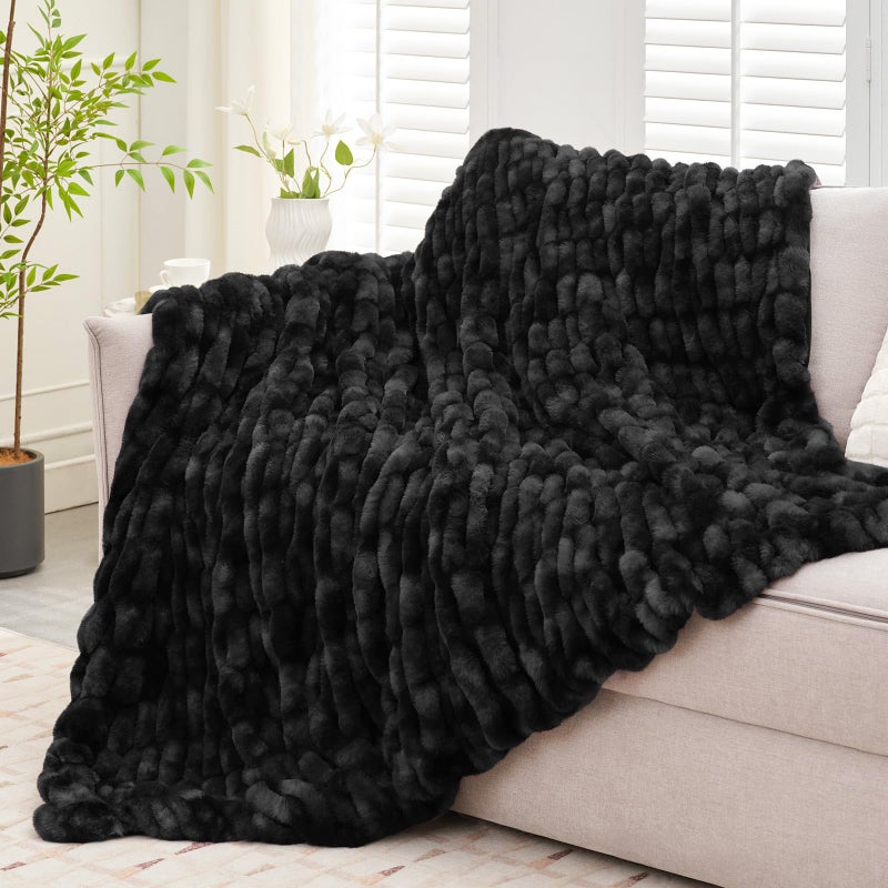 VFROO Ultra Soft Luxury Faux Fur Throw Blanket for Counch Fuzzy Fluffy Plush Warm Cozy Elegant Wrinkled Blanket for Sofa Bedroom Living Room (50""x60"" Tie-dye Black) - Image 3