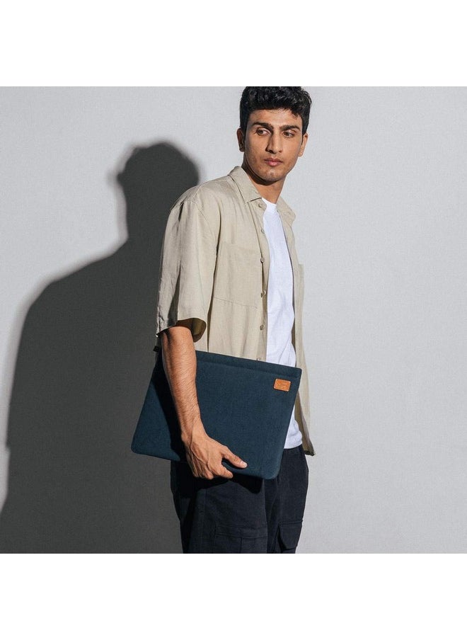 DailyObjects DailyObjects Midnigh Blue Skipper Sleeve Small Compatible for iPad/Tablet 11 inch  - Image 3