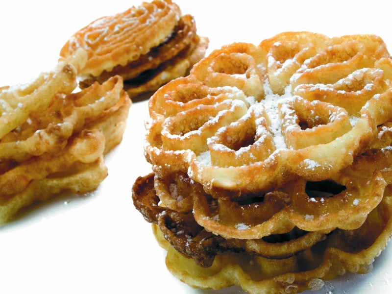 IBILI Accesorios Rosette Iron Set with Handle, Made in Spain, Rosette Waffle Iron Mold Set Aluminum with Wooden Handle Interchangeable 3 Designs - Flower, Circle, Star - Image 2