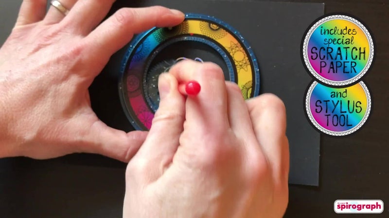 Spirograph سبيروجراف خدش وتألق – فنون وحرف، ألعاب أطفال، مستلزمات فنية، مستلزمات حرفية، مجموعة رسم، فن حلزوني، مجموعة تصميم تروس كلاسيكية، ورق خدش سحري، قلم، ورقة تصميم متضمنة، للأعمار 8 وما فوق - Image 4
