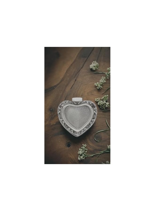 The Bros Classic Vintage Antique Heart-Shaped Jewelry Box - Ring and Small Trinket Storage Organizer Chest - Ideal Gift in Silver - Image 4