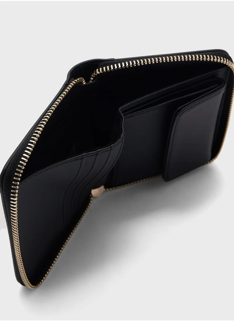 جس Laurel Small  Zip Around Wallet