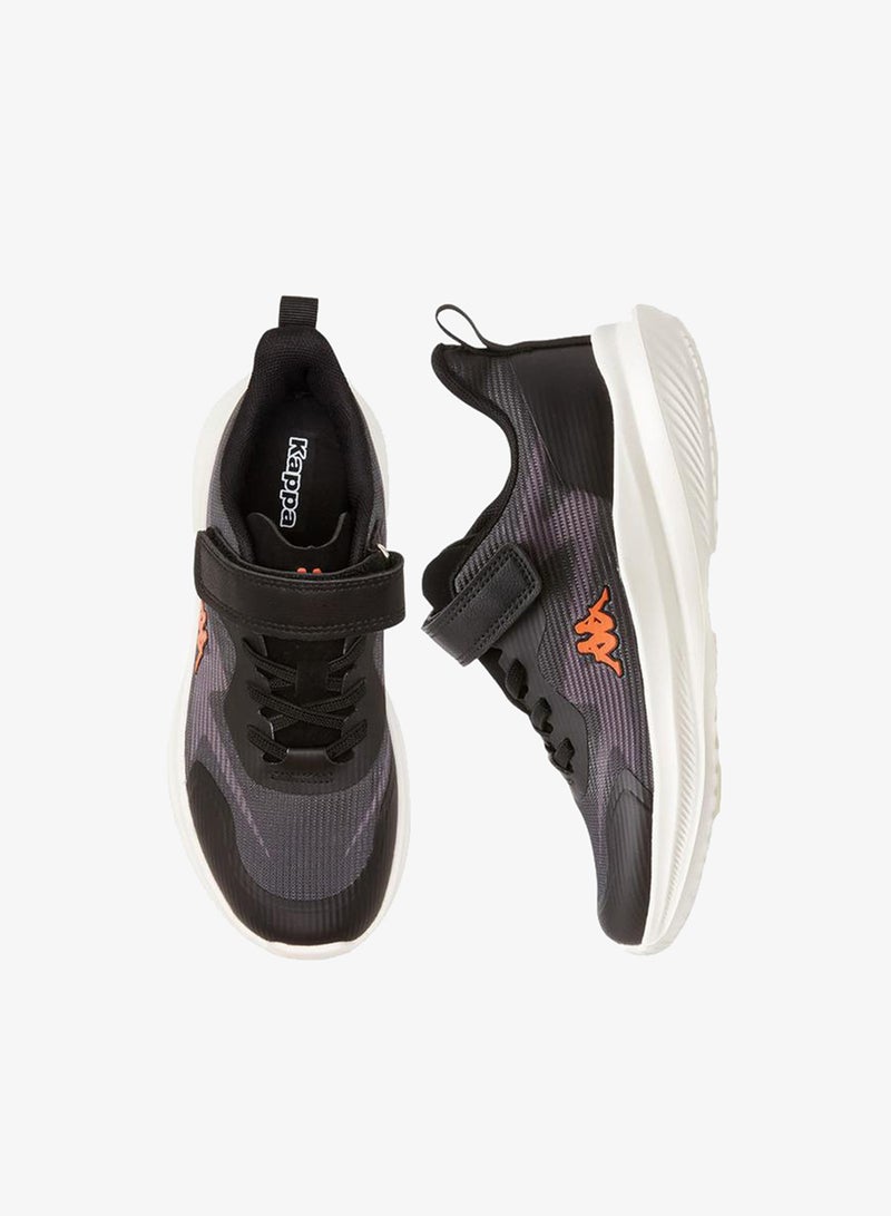 كابا أحذية رياضية للأولاد بشعار تفصيلي وشريط لاصق - Image 3