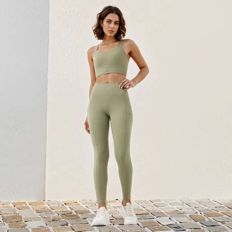 ستارتر Starter Colourblock Round Neck T-shirt