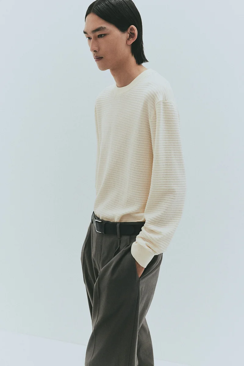 اتش اند ام Regular Fit Textured-knit jumper