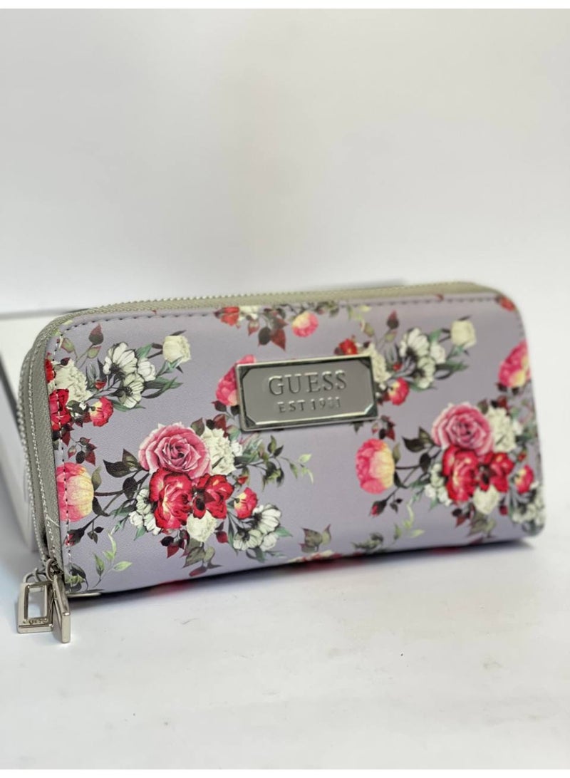 GUESS Women’s Lavender Floral Zip Around Wallet – Elegant Printed Wallet with Logo Plaque