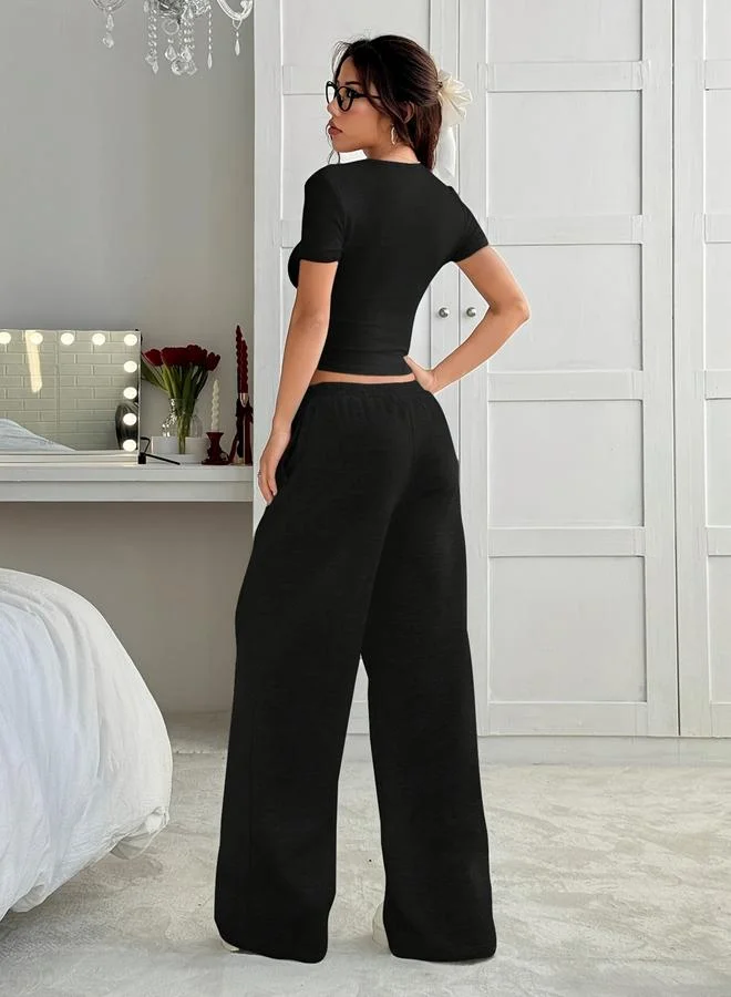 تايك تو طقم تيشيرت بخصر مُجسم وبنطلون