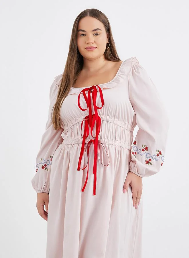 Styli Styli Plus Size Midi Dress with Bow Tie-Up Detail