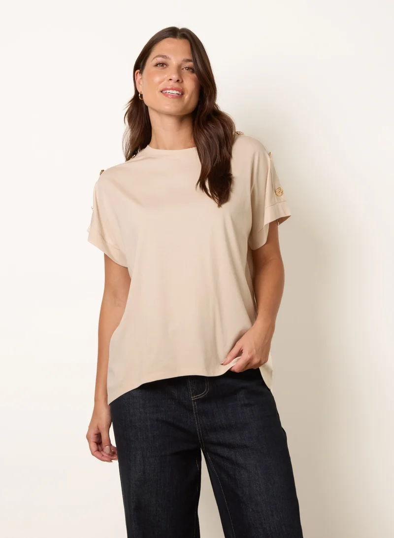 بلو فانيلا Round Neck Brochure Shoulder Detailing T-Shirt