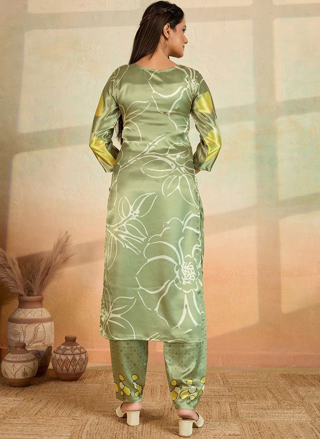 Women Basket Floral Printed Satin Kurta with Trousers for Women - Image 4
