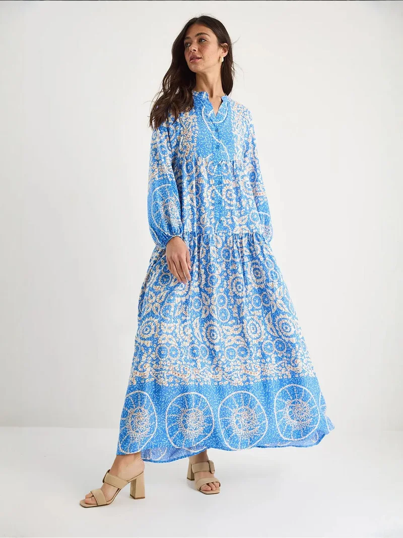 Bianco Lucci Patterned Maxi Dress with V-neck and Button Closure