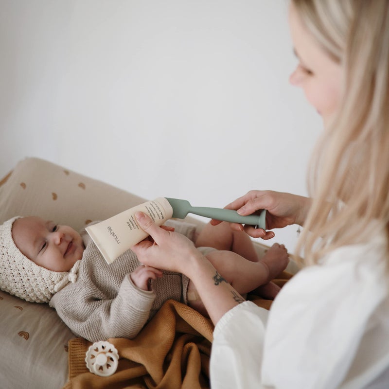 mushie Diaper Cream Applicator Soft Silicone with Suction Base (Dried Thyme) - Image 3