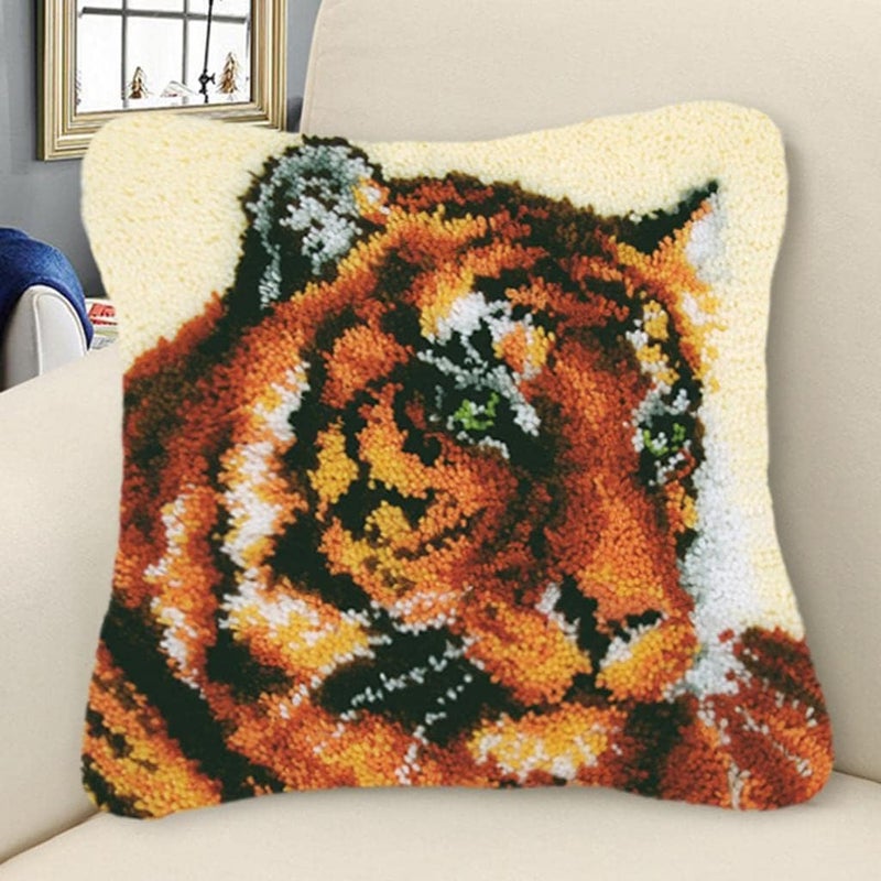 كلاراكو طقم مكون من قطعتين من أدوات تطريز أغطية الوسائد بتقنية الخطاف، مع أدوات أساسية وتعليمات سهلة الاتباع، بنمط النمر والباندا - Image 4