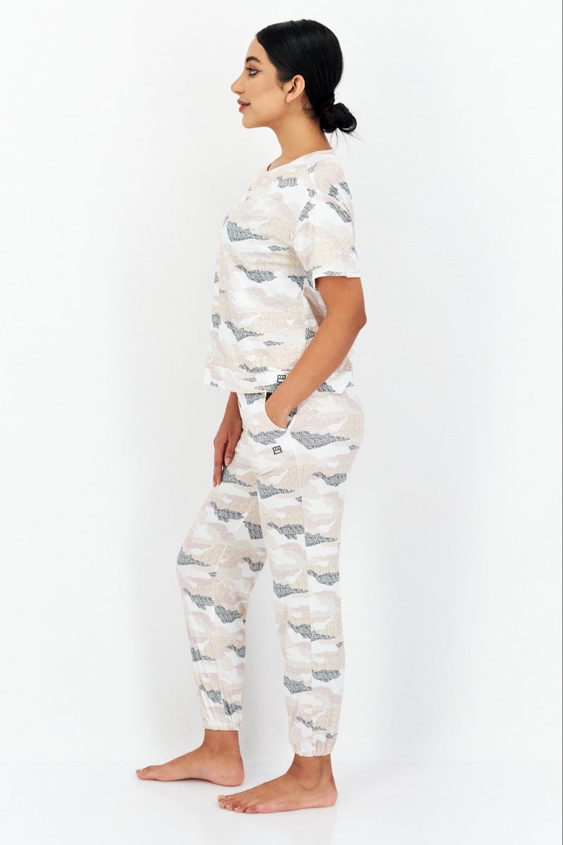 Avalanche Women 2 Pcs All-over Print Top And All-over Print Pajama, White Combo - Image 2