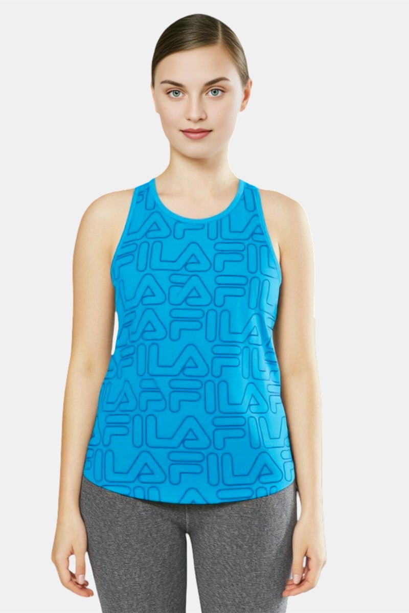 FILA تي شيرت تدريب للنساء بمقاسات كبيرة بتصميم مطبوع كامل، متعدد الألوان - Image 1