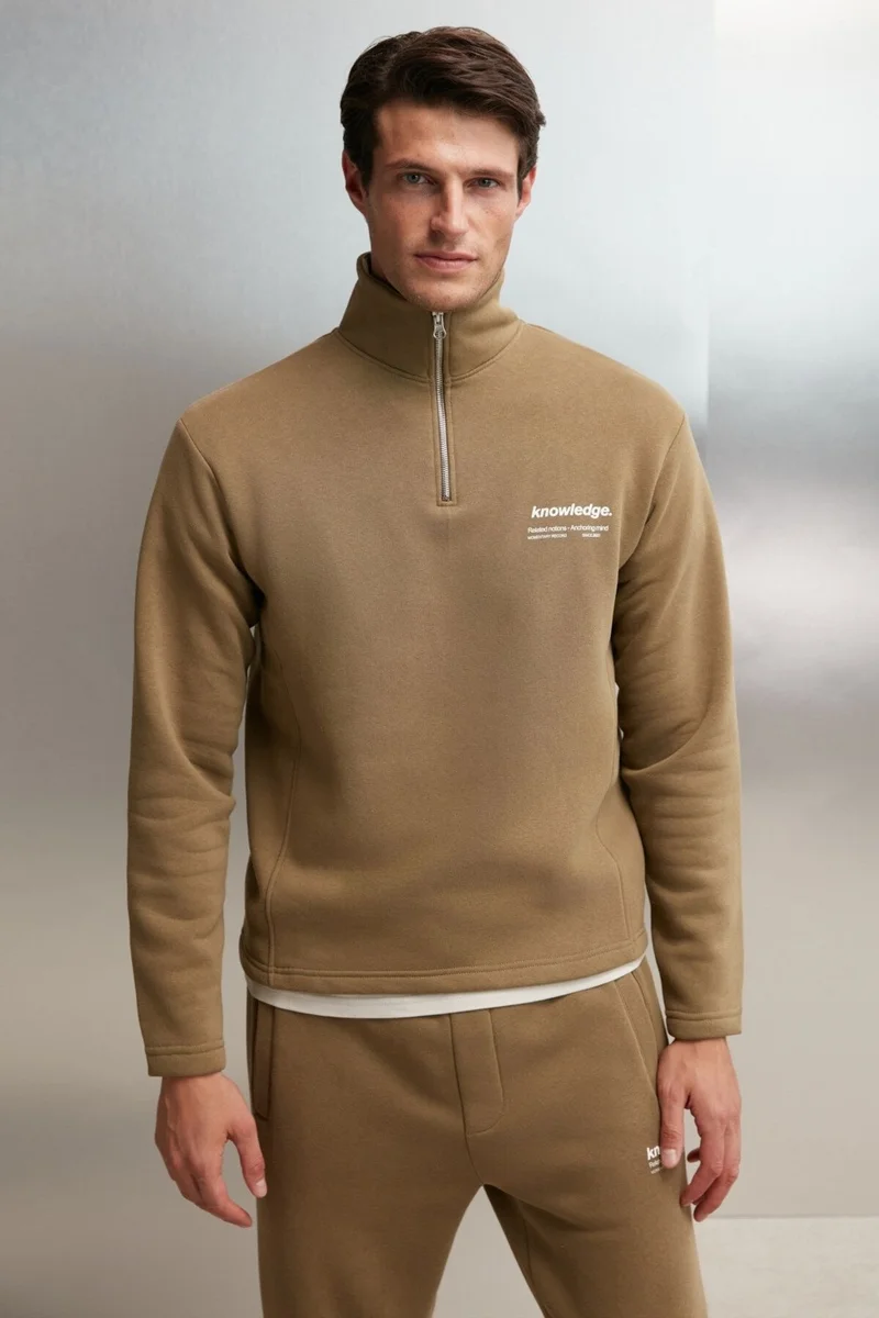جريميلانج Halden Men's Polar Fleece Stand Collar Half Zipper Printed Detail Regular Khaki Sweatshirt