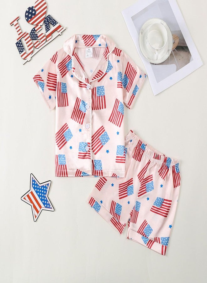 Kuriozud طقم بيجاما للأطفال من كوريوزود، للبنات والأولاد، بمناسبة عيد الاستقلال الأمريكي، يتكون من بلوزة بأكمام قصيرة وأزرار وسروال قصير (لون العلم الأمريكي وردي، مقاس 12-24 شهرًا). - Image 2