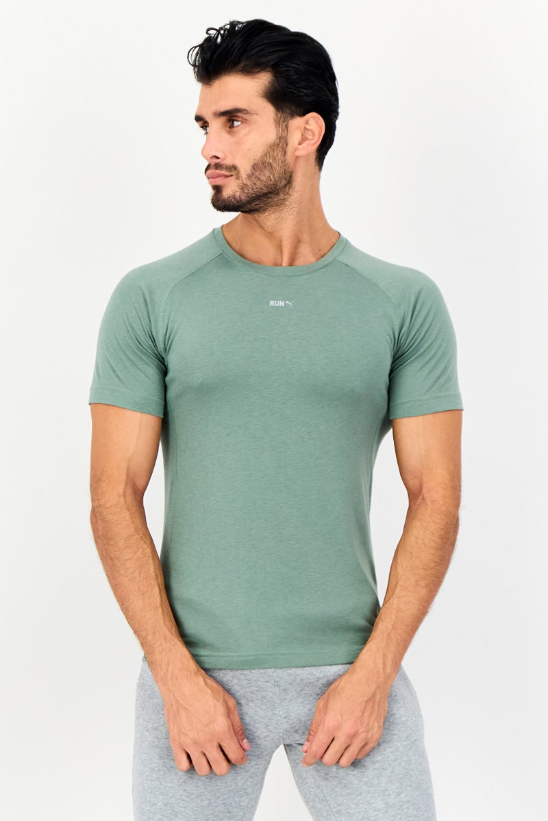 PUMA تي شيرت رياضي للرجال بأكمام قصيرة مناسب للجري، أخضر مريمي - Image 1