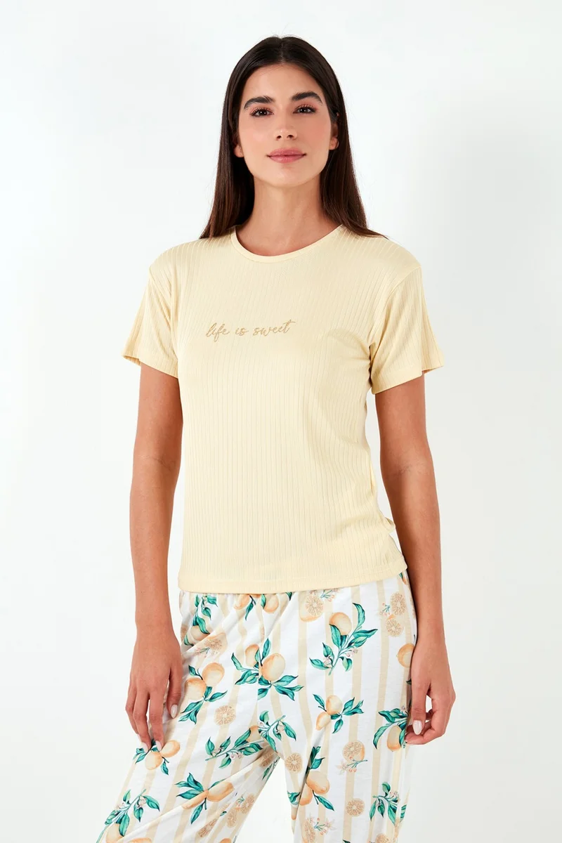 Lela Regular Fit Crew Neck Short Sleeve Pajama Set Women's Pajama Set 65770105