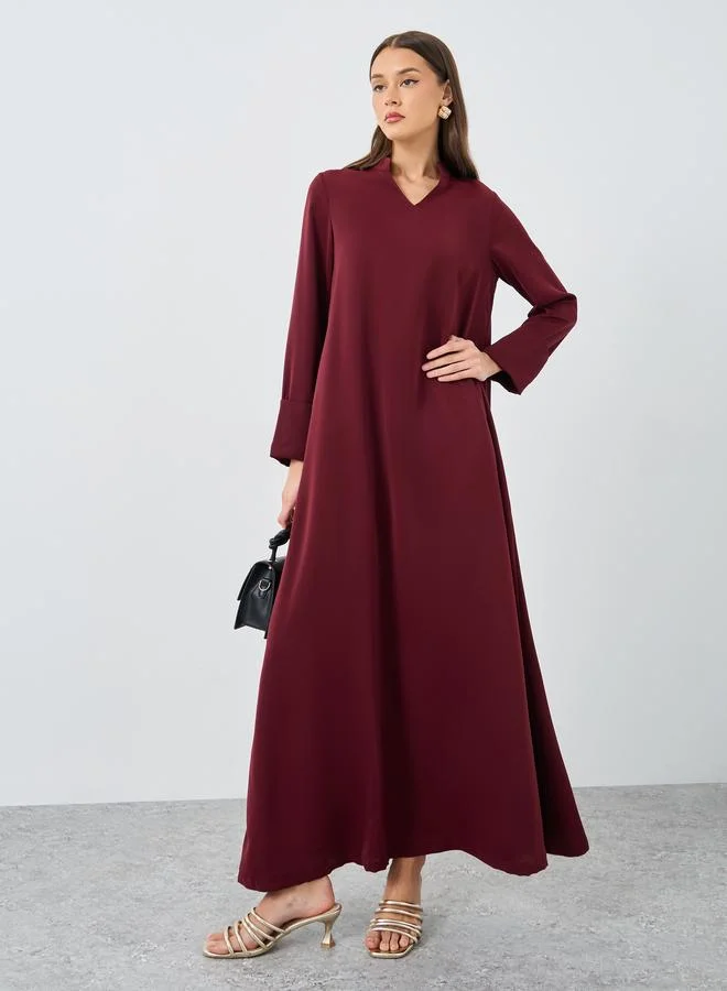أميرة Amirah Women Burgundy Stand Collar Jalabiya with Sleeve Cuff Detail