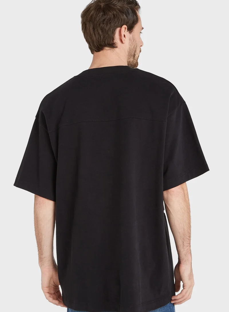 Calvin Klein Jeans Logo Crew Neck T-Shirt