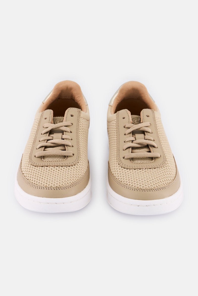 COLE HAAN أحذية نسائية متوسطة GP غير رسمية مزودة بأربطة، بيج داكن - Image 4