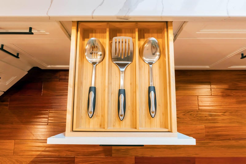 Umilife Bamboo Kitchen Utensils Organizer, 13 Inch Drawer Dividers for Silverware, Extra Deep Holder, with Non-Slip Feet, Wood Caddy for Flatware Cutlery - Image 4