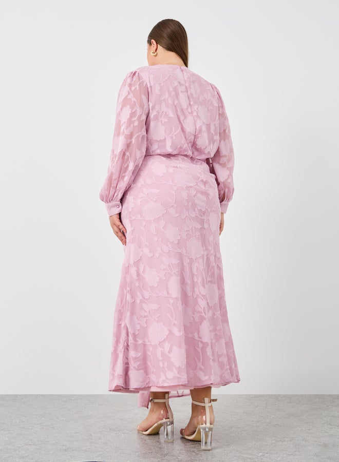 Styli Plus Size Jacquard Balloon Sleeve Maxi Dress - Image 5