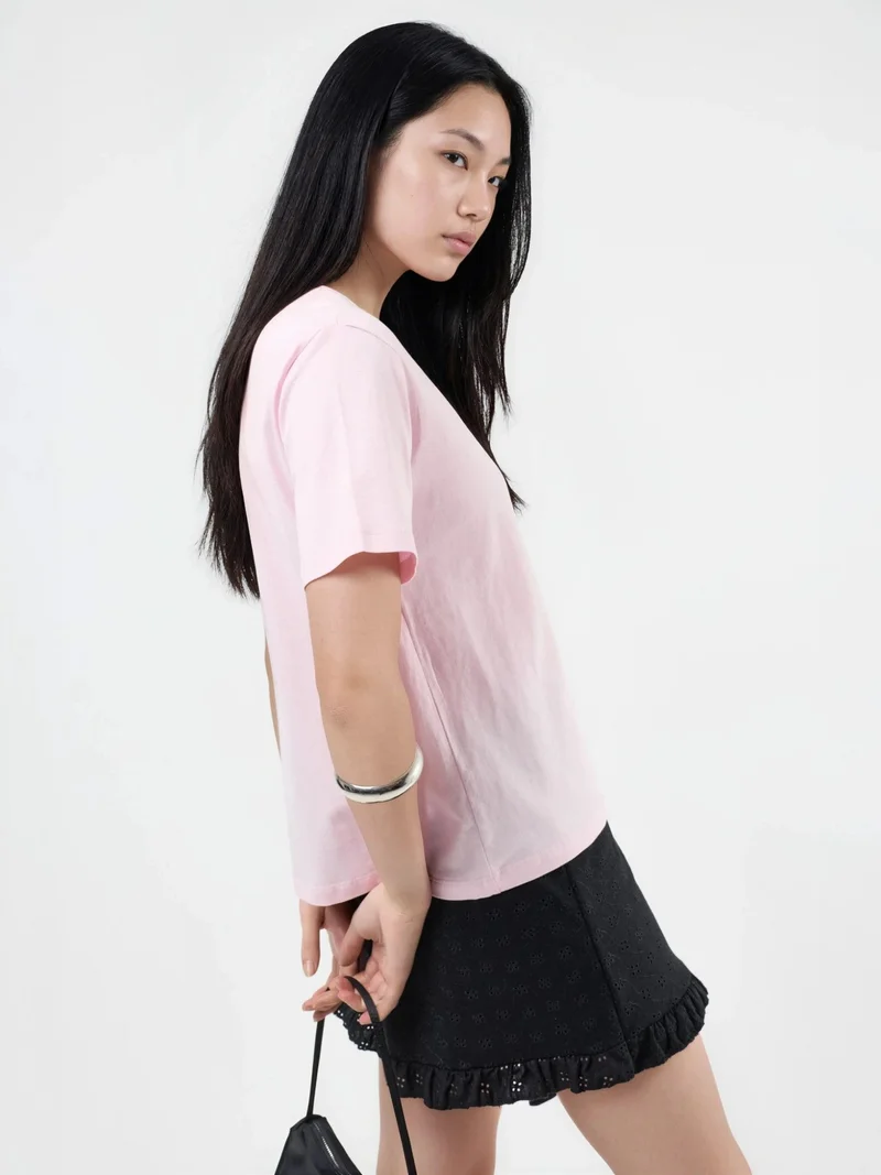 بوسيم BUSEM V-Neck Solid Knit T-Shirt