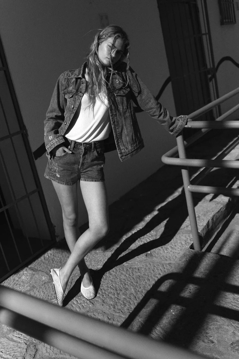 H&M Embroidered denim jacket