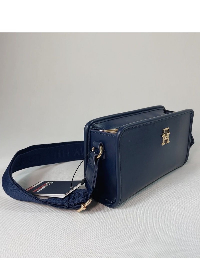 Tommy Hilfiger Plus Tommy Hilfiger TH monotype crossbody bag  - Image 2