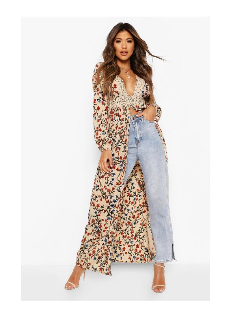boohoo - Floral Crotchet Trim Button Detail Split Kimono - Image 1
