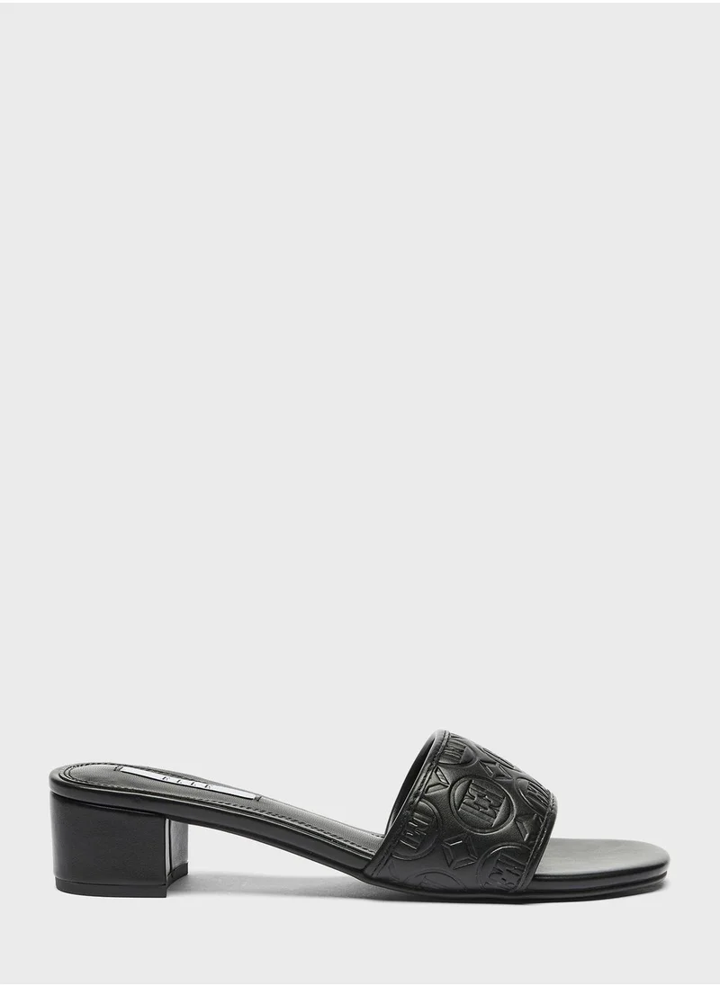 ايل Single Strap Low Heel Sandals