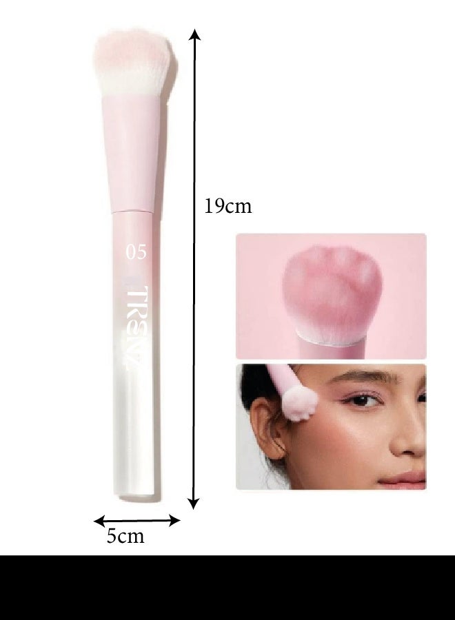 TRENZ A soft blush brush that gives you a natural flush with a professional touch - T05 - Image 4