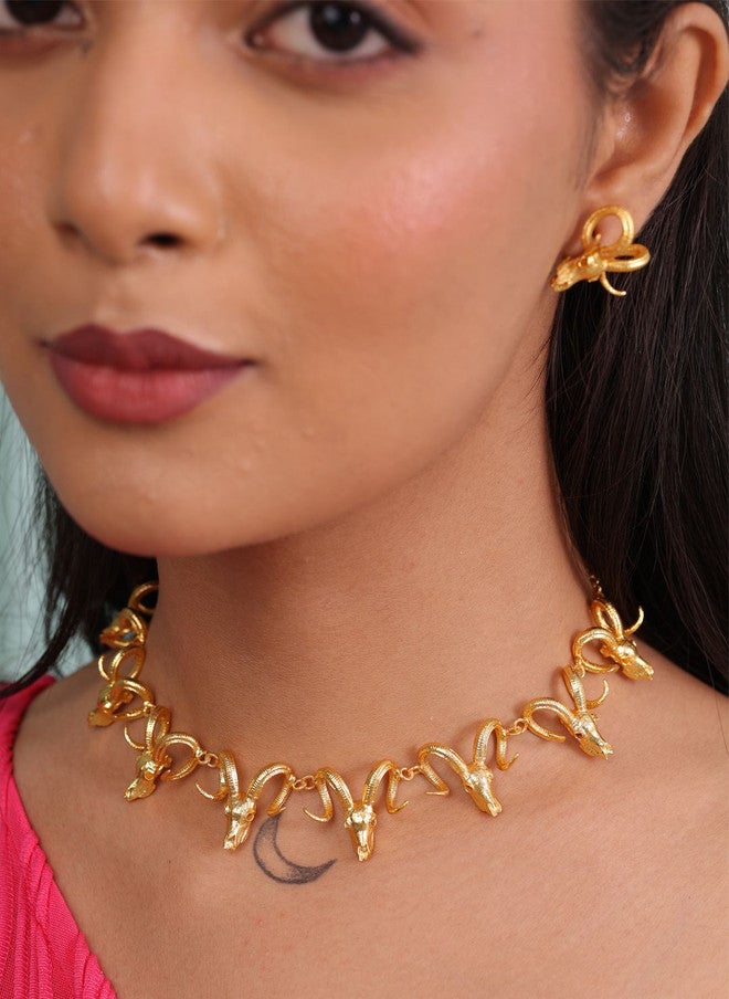 Binnis Wardrobe Whitetail Embrace Details Necklace and Earrings Set - Image 4
